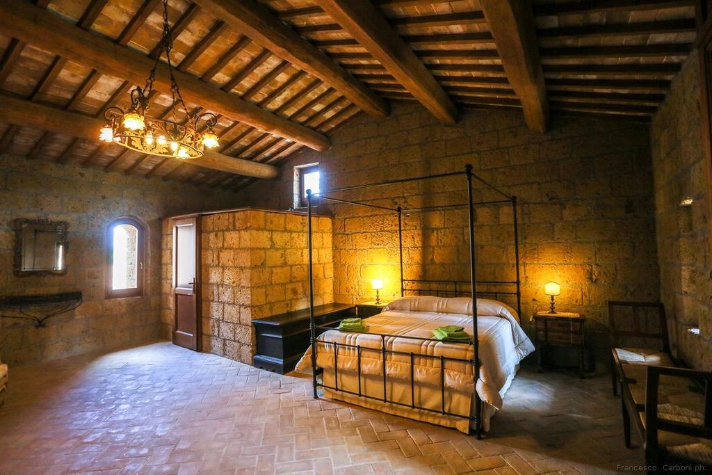 Agriturismo San Giusto Tuscania Bagian luar foto